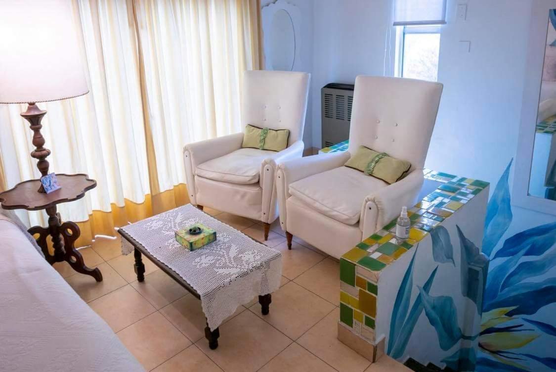 Merlin Apartment *